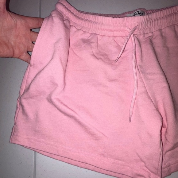Hard Rock Light Pink Women's Athletic Shorts NWOT - Picture 2 of 7